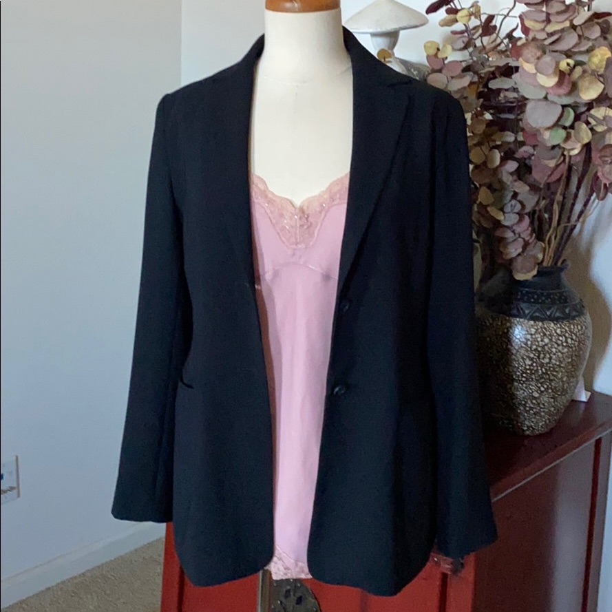 2 Button Blazer